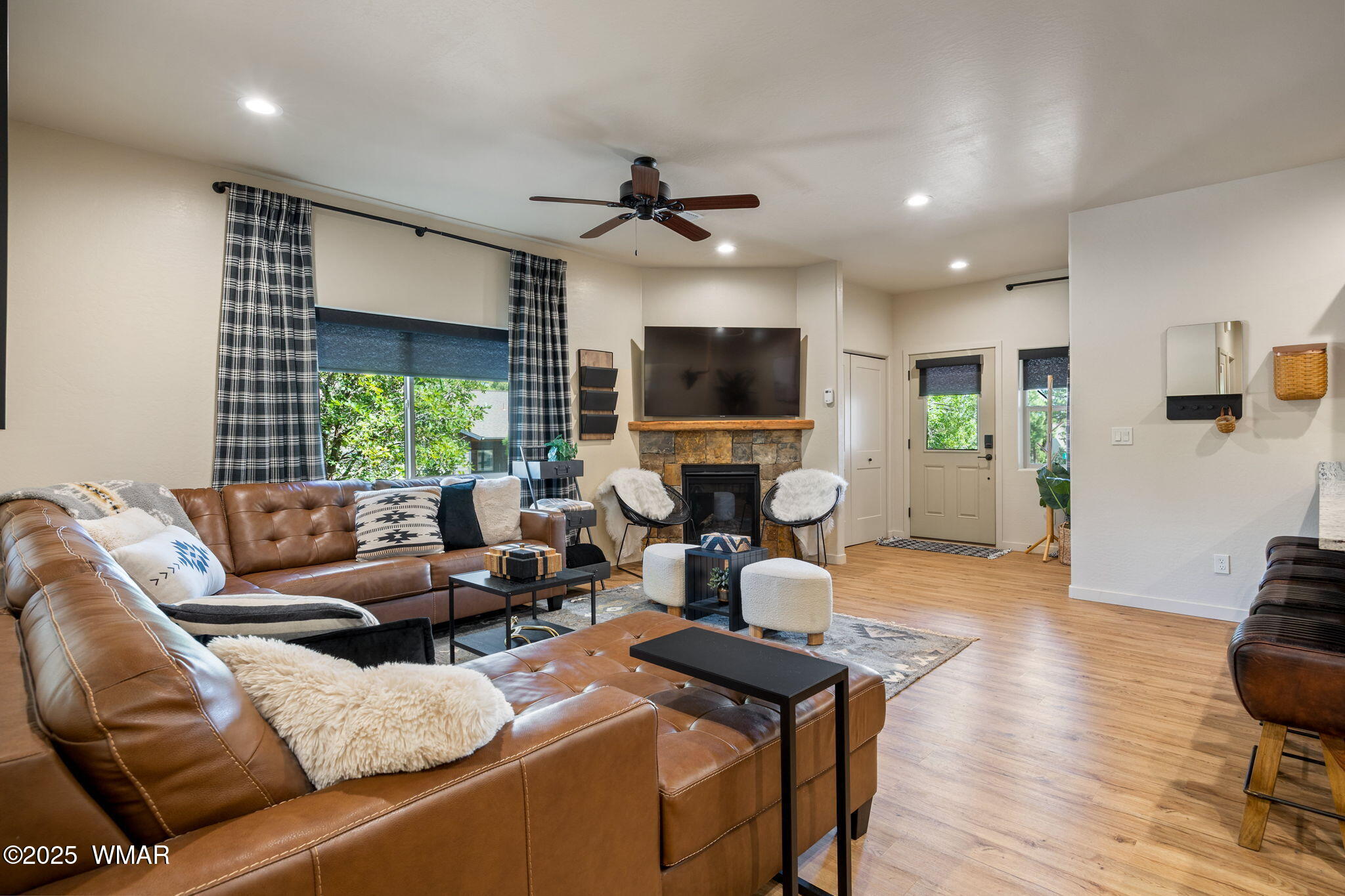 5898 Apollo Way Lakeside, AZ 85929 - Photo 6 of 23 Gas Fireplace in Living Room