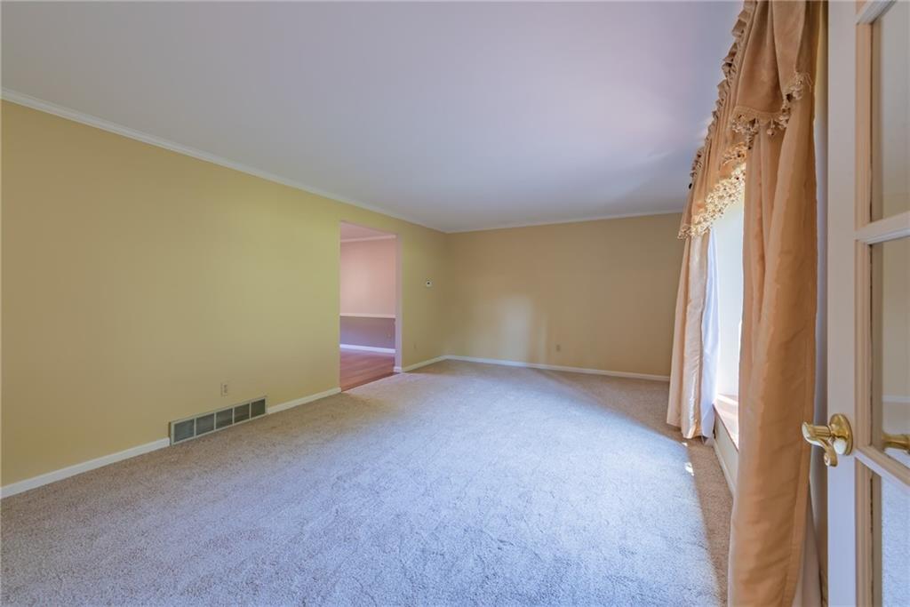 228 Adams Court Apollo, PA 15613 - Photo 7 of 24 Gallery Image 7