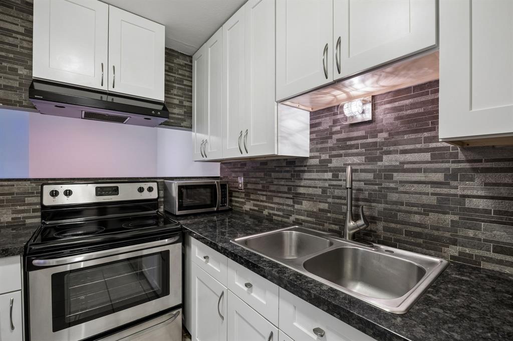 18333 Roehampton Drive, Unit 315 Dallas, TX 75252 - Photo 8 of 30