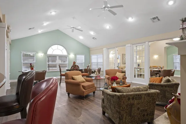 $389,999 | 301 Blakely Village Lane, Summerville, SC 29486