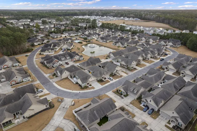 $389,999 | 301 Blakely Village Lane, Summerville, SC 29486