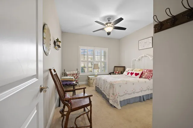 $389,999 | 301 Blakely Village Lane, Summerville, SC 29486