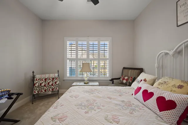 $389,999 | 301 Blakely Village Lane, Summerville, SC 29486