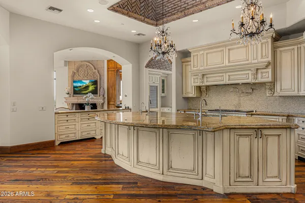 $5,495,000 | 42820 North Fleming Springs Road, Cave Creek, AZ 85331