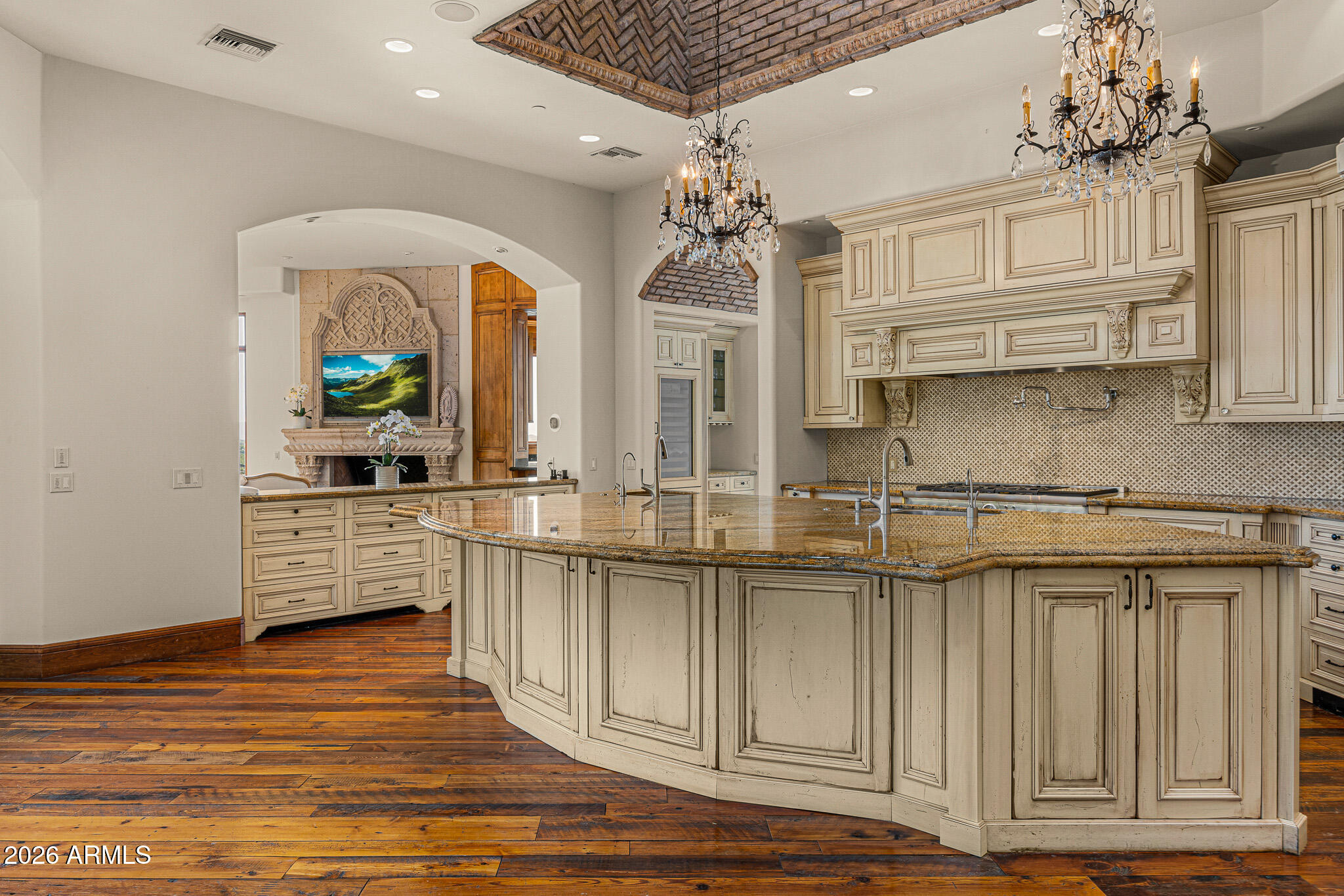 42820 North Fleming Springs Road Cave Creek, AZ 85331 - Photo 16 of 88 19kitchen2