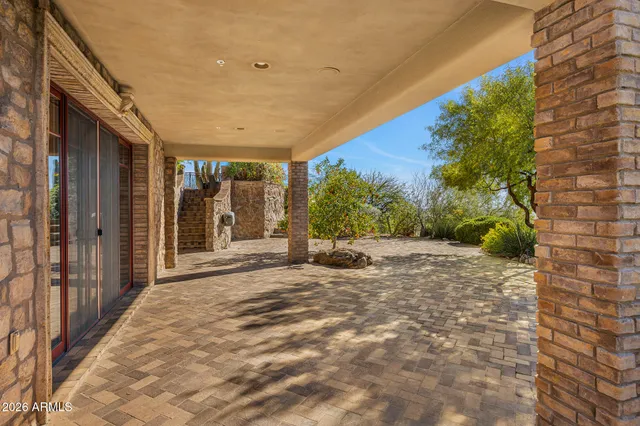$5,695,000 | 42820 North Fleming Springs Road, Cave Creek, AZ 85331