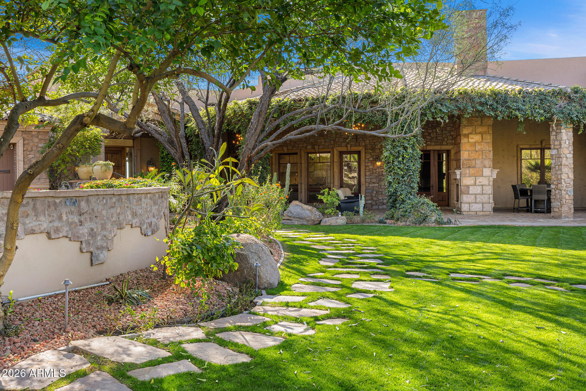 42820 North Fleming Springs Road Cave Creek, AZ 85331 - Photo 7 of 88 11front courtyard