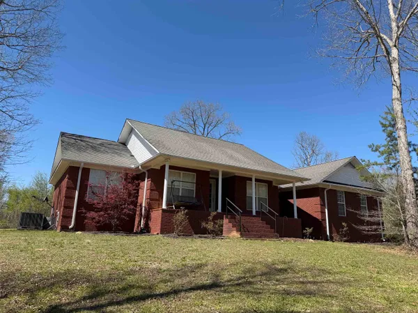 $399,999 | 480 Bull Hollow Loop, Savannah, TN 38372