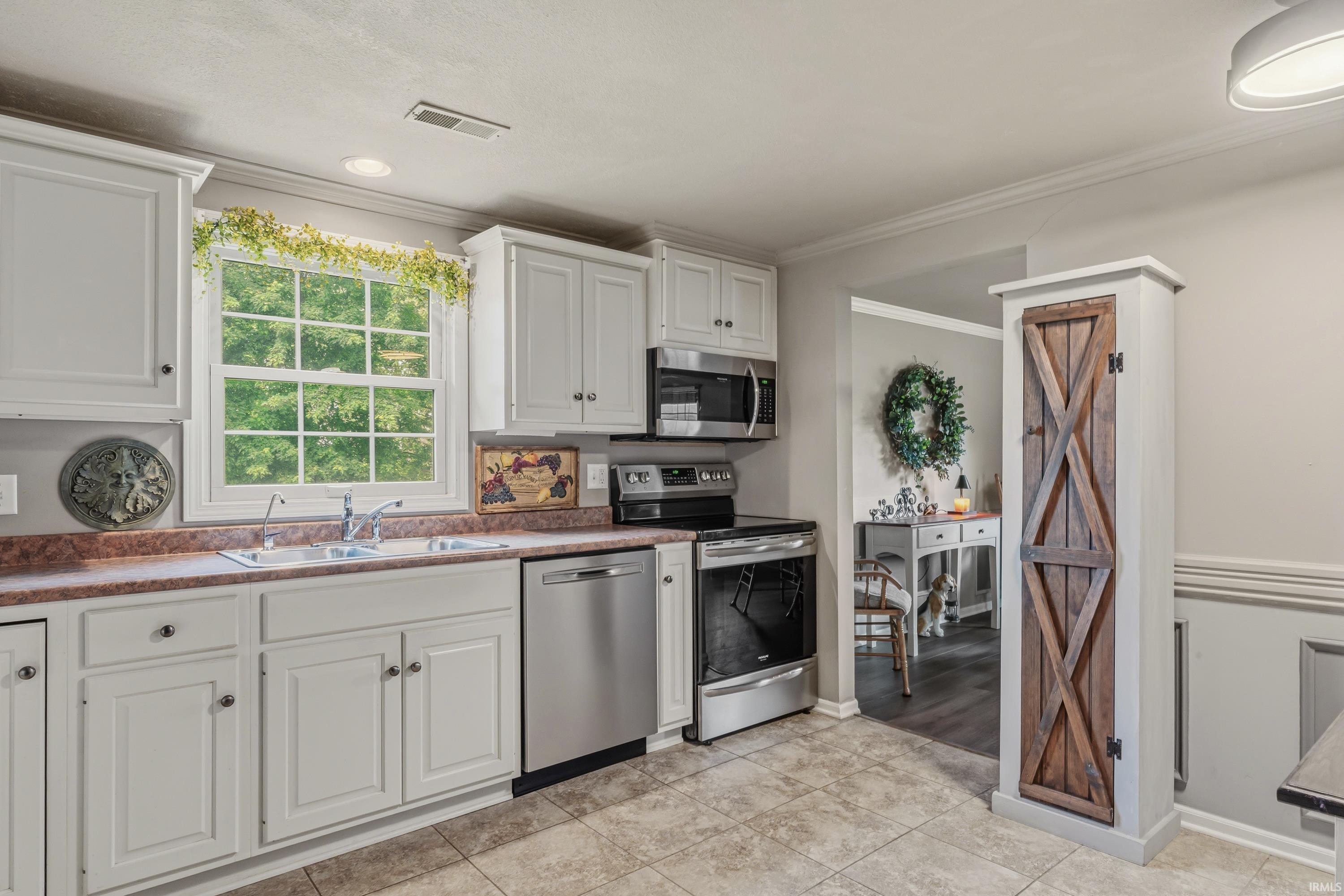 12134 Beavans Road Fort Wayne, IN 46819 - Photo 12 of 34