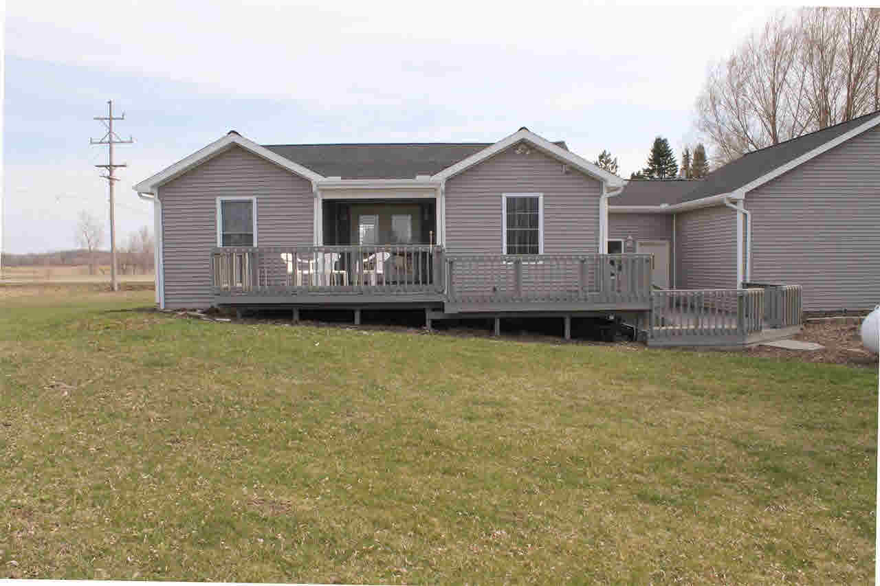 9897 East Miller Road Durand, MI 48429 - Photo 8 of 42 21438888-7.JPG