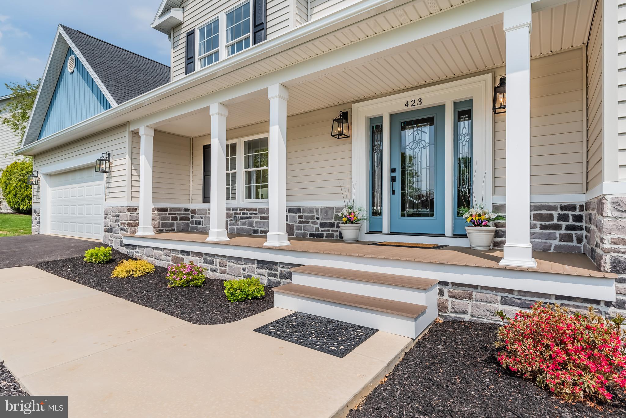 423 Meeting House Spring Road Carlisle, PA 17013 - Photo 4 of 68 Sophisticated color palette sets this house apart!
