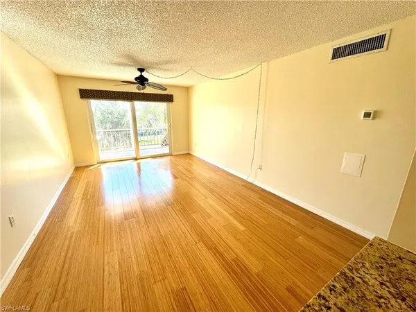 $1,600 | 225 Turtle Lake Court, Unit 306, Naples, FL 34105