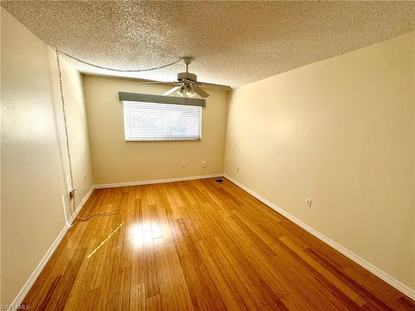 $1,600 | 225 Turtle Lake Court, Unit 306, Naples, FL 34105