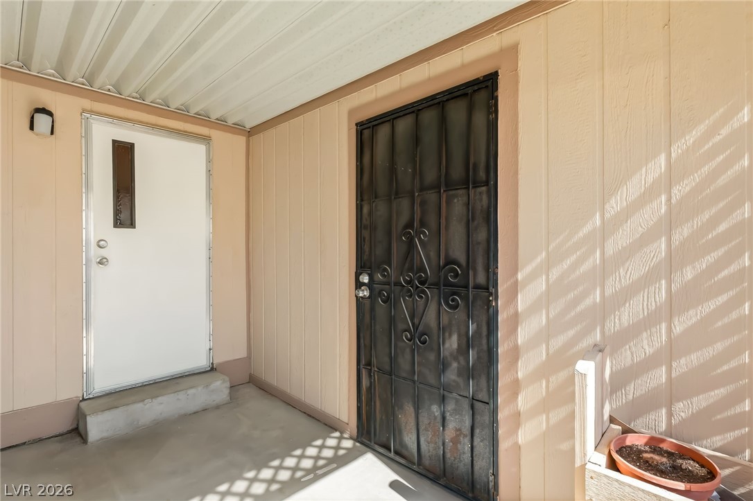 3176 Arroya Court Laughlin, NV 89029 - Photo 9 of 42