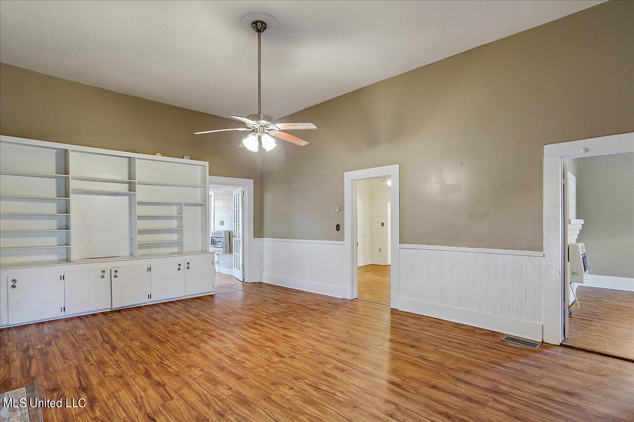 227 2nd Avenue Southwest Magee, MS 39111 - Photo 5 of 27 07-227 2nd Ave SW