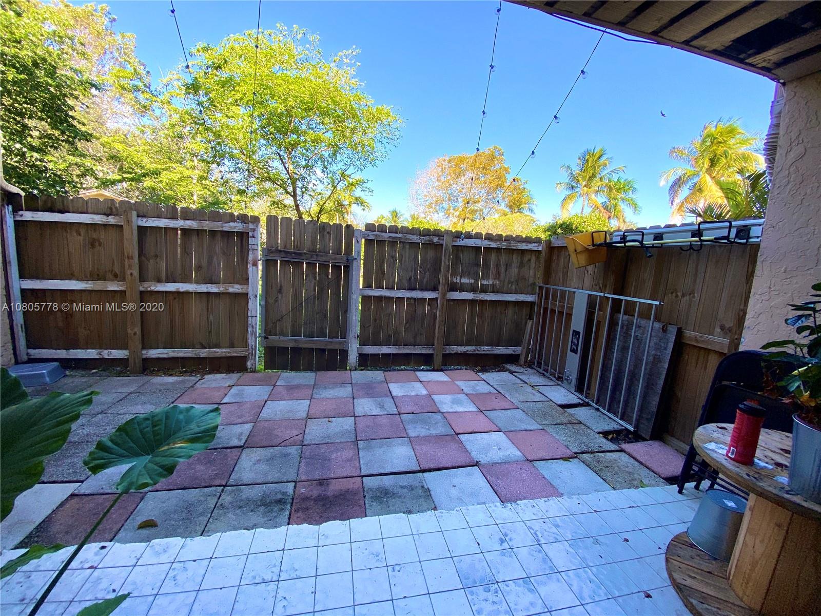 8305 Fairway Road Sunrise, FL 33351 - Photo 22 of 28 Gallery Image 22