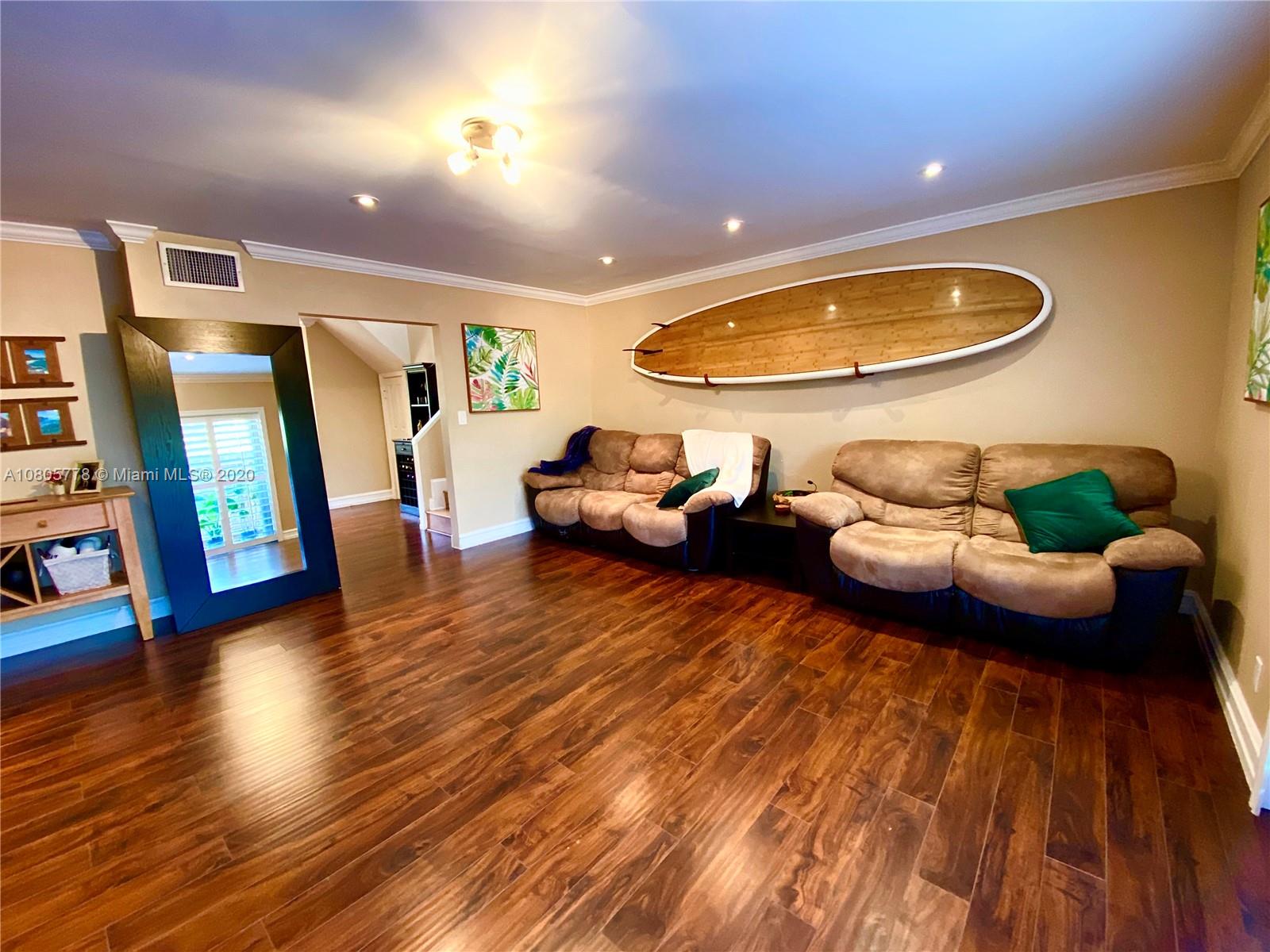 8305 Fairway Road Sunrise, FL 33351 - Photo 10 of 28 Gallery Image 10