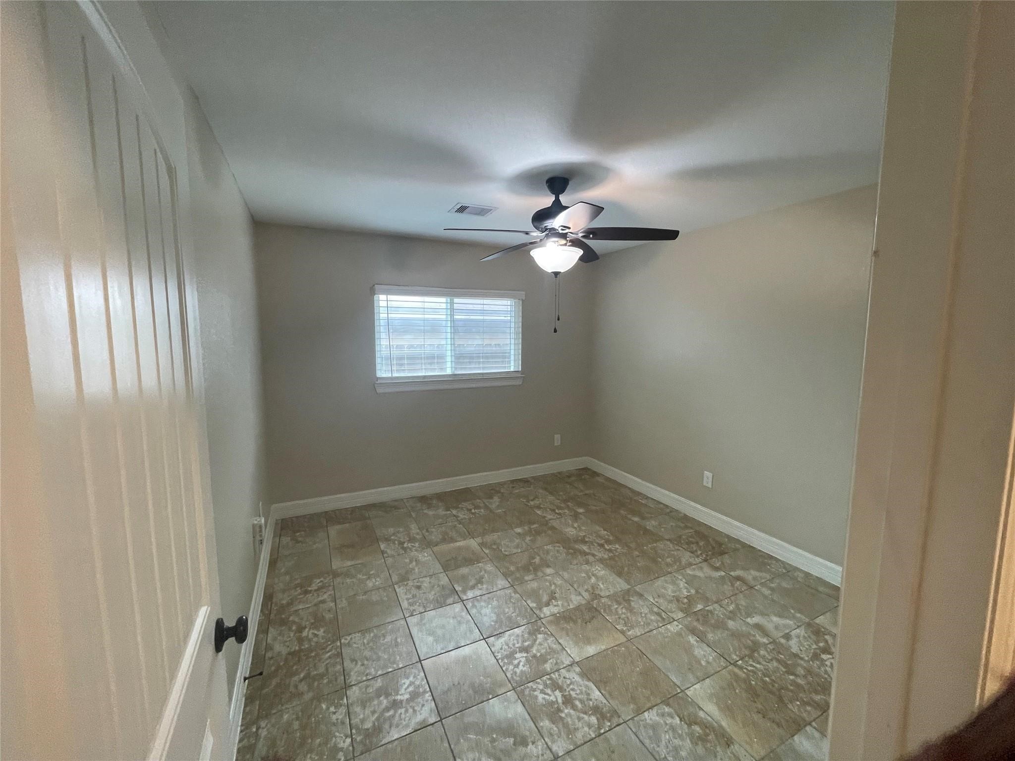 8230 Constellation Lane, Unit B Houston, TX 77075 - Photo 12 of 19 Room 2