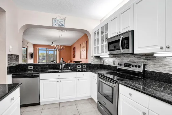 $235,000 | 7635 Southampton Terrace, Unit 214, Tamarac, FL 33321