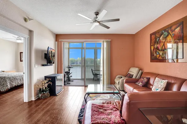 $235,000 | 7635 Southampton Terrace, Unit 214, Tamarac, FL 33321