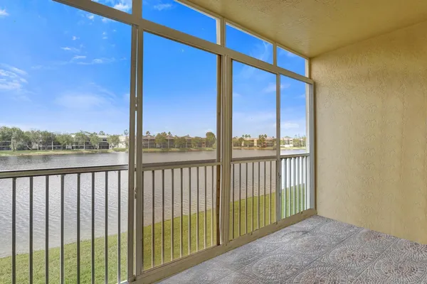$235,000 | 7635 Southampton Terrace, Unit 214, Tamarac, FL 33321