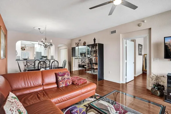 $235,000 | 7635 Southampton Terrace, Unit 214, Tamarac, FL 33321