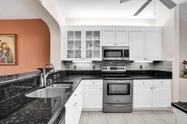 $235,000 | 7635 Southampton Terrace, Unit 214, Tamarac, FL 33321