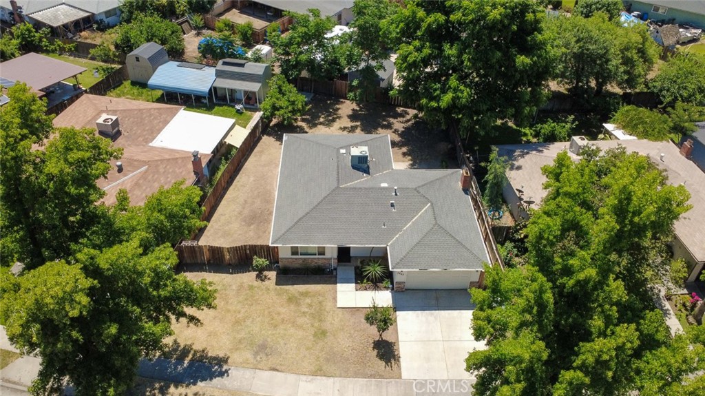 1840 Cheyenne Drive Merced, CA 95348 - Photo 84 of 90 an aerial view of a house with a yard
