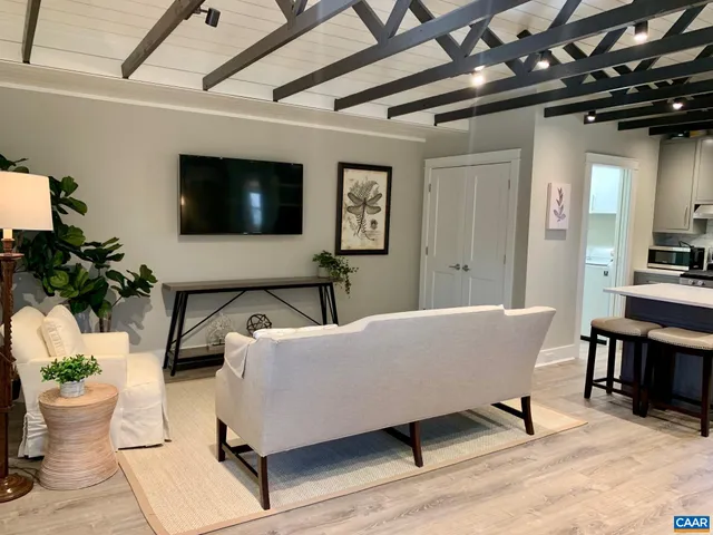 $5,000 | 652 Ivy Hill Lane, Charlottesville, VA 22903