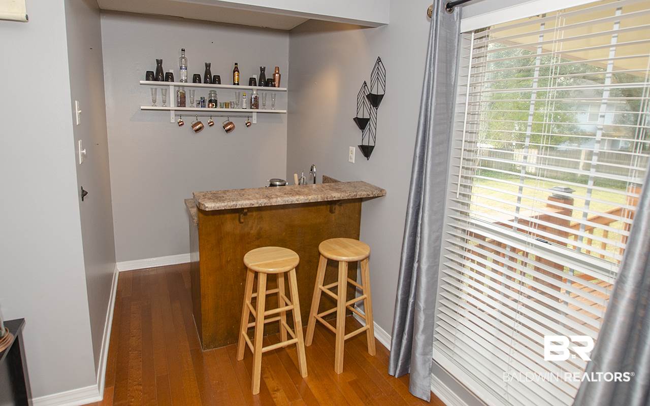 2804 Brookside Drive Mobile, AL 36693 - Photo 7 of 27 Bar Area