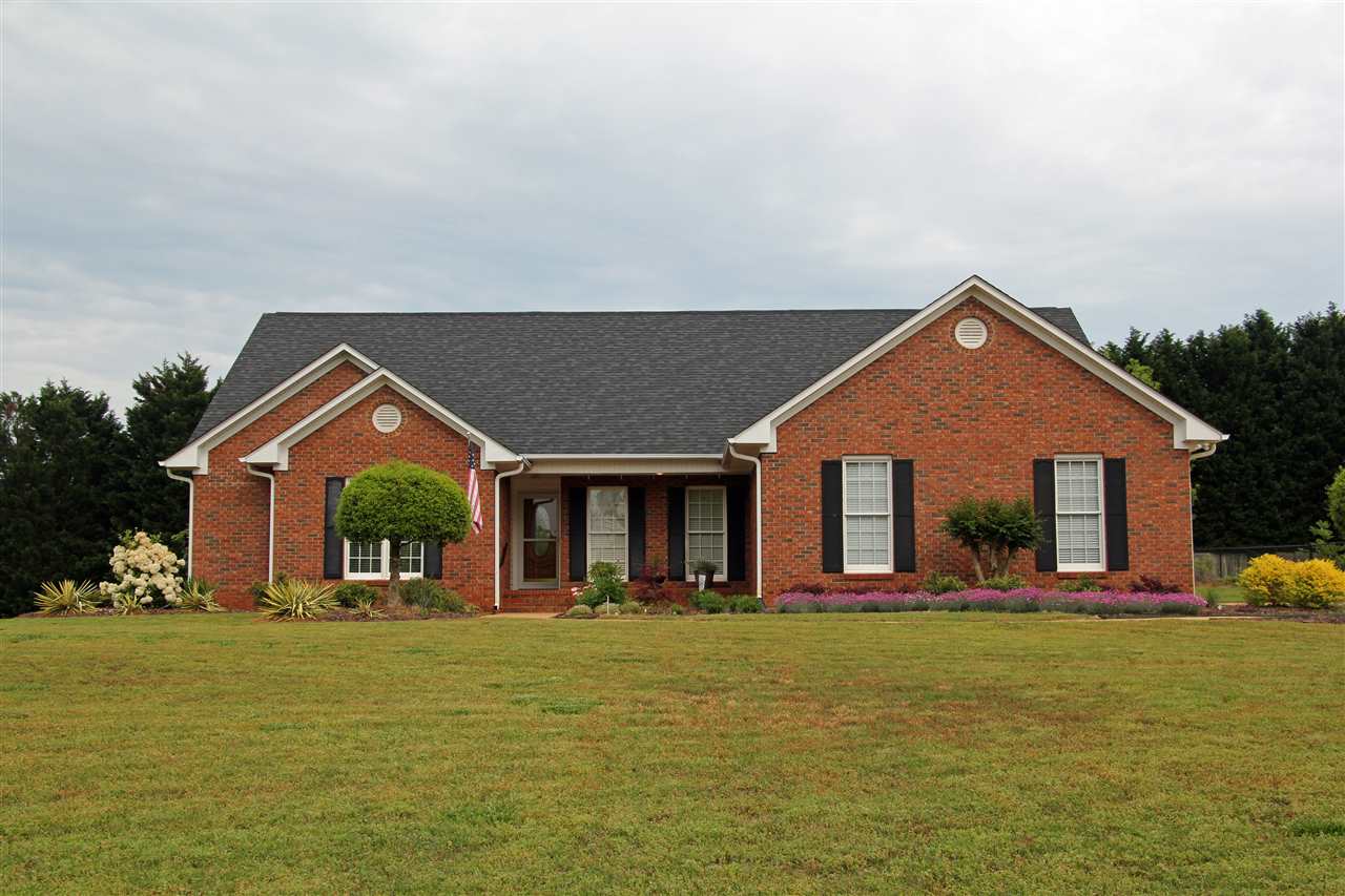 305 Haystack Hill Roebuck, SC 29376 - Photo 1 of 32 Gallery Image 1