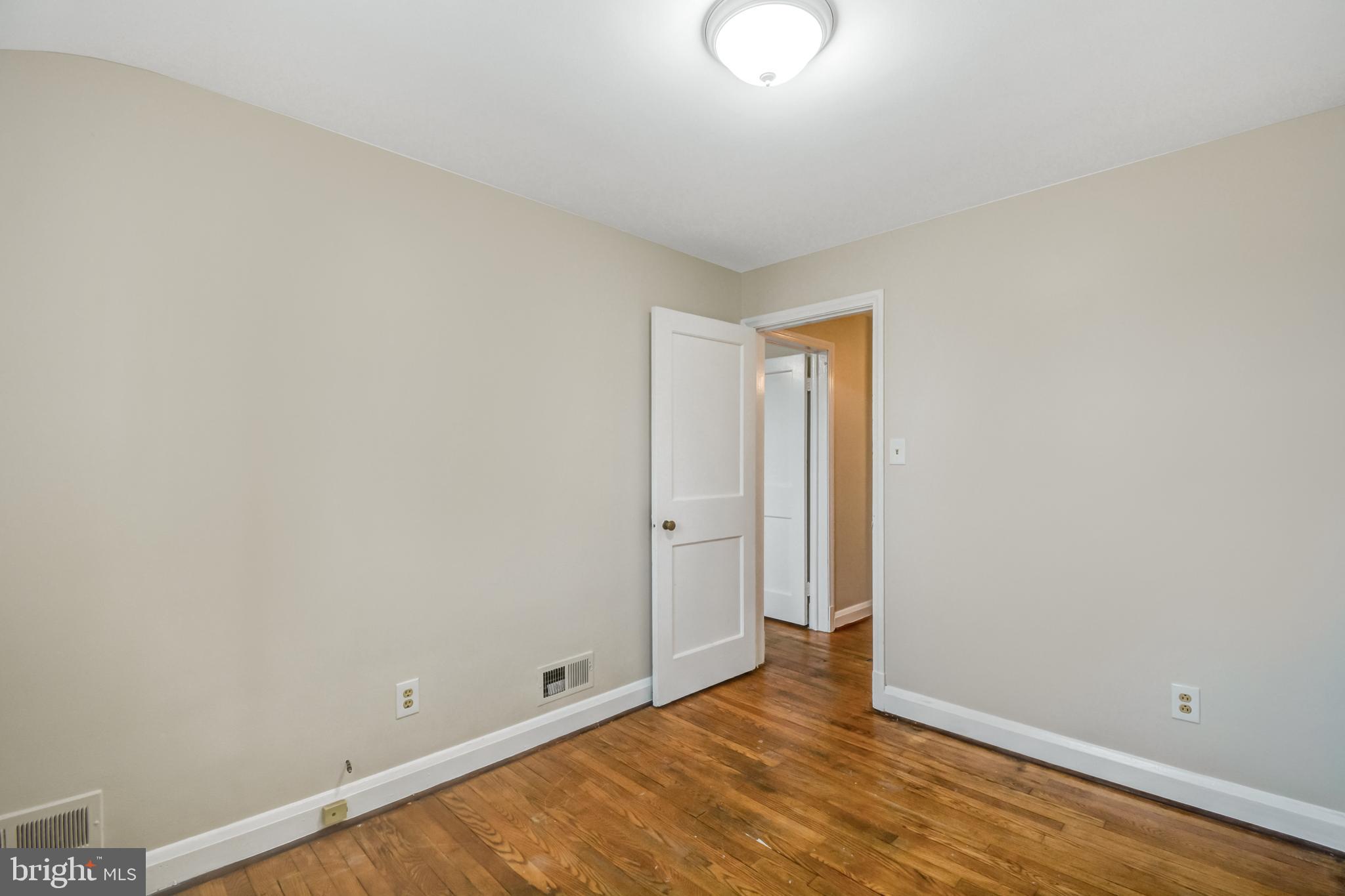 1655 Hardwick Road Towson, MD 21286 - Photo 17 of 37