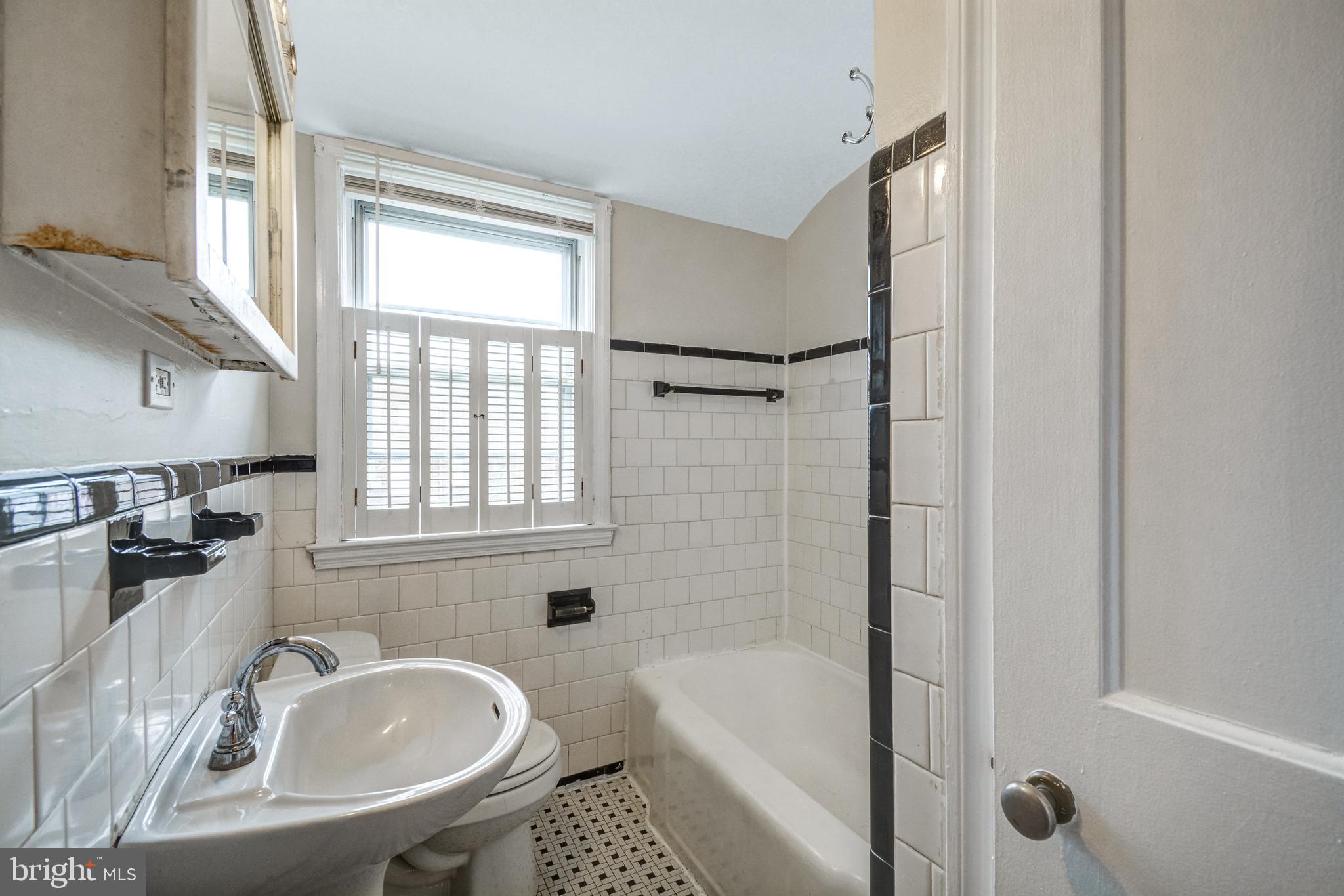 1655 Hardwick Road Towson, MD 21286 - Photo 18 of 37