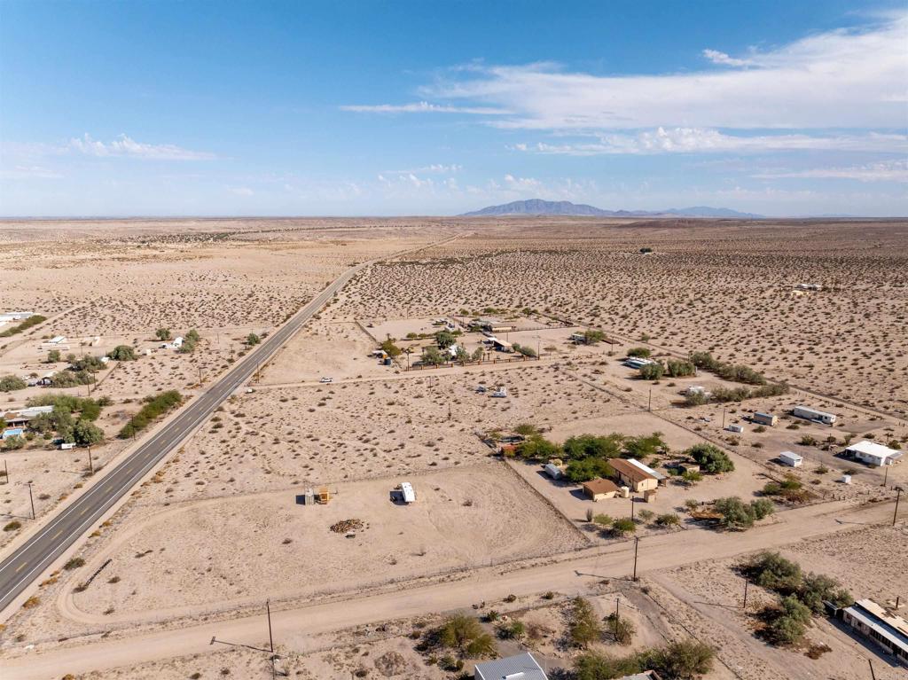 O Ocotilla Road El Centro, CA 92243 - Photo 12 of 20 a view of city and ocean