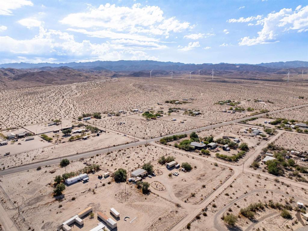 O Ocotilla Road El Centro, CA 92243 - Photo 8 of 20 view of city and mountain