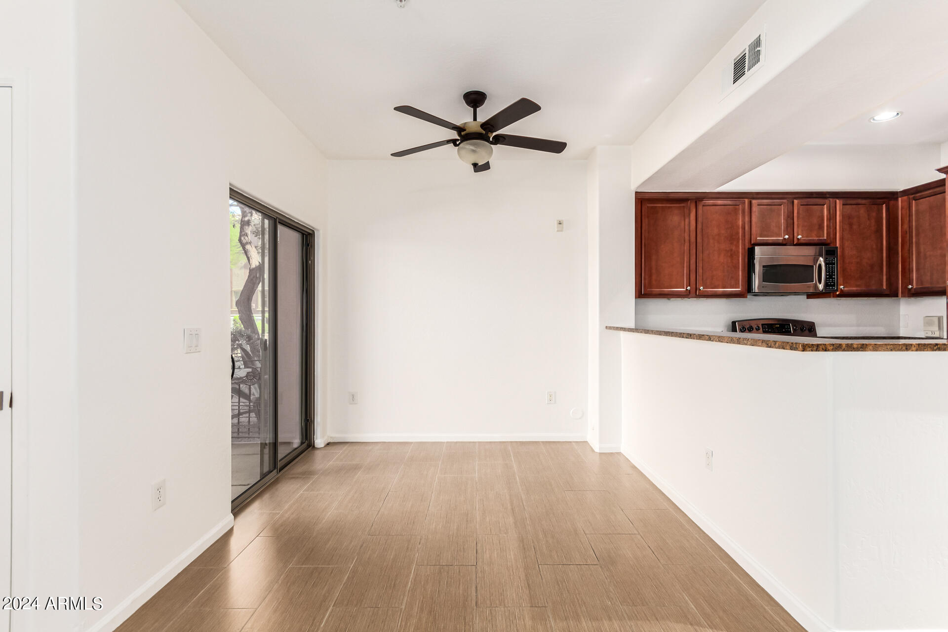3935 East Rough Rider Road, Unit 1160 Phoenix, AZ 85050 - Photo 13 of 39 0013-13 - Rough Rider