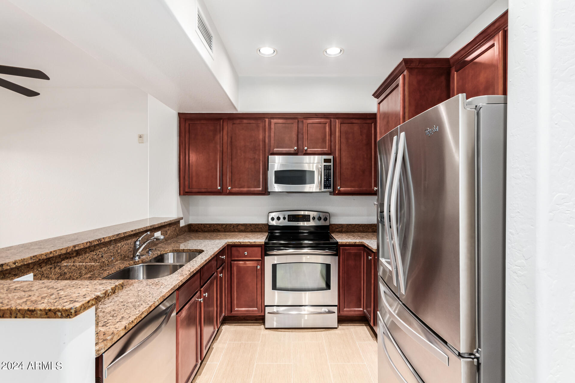 3935 East Rough Rider Road, Unit 1160 Phoenix, AZ 85050 - Photo 16 of 39 0016-16 - Rough Rider