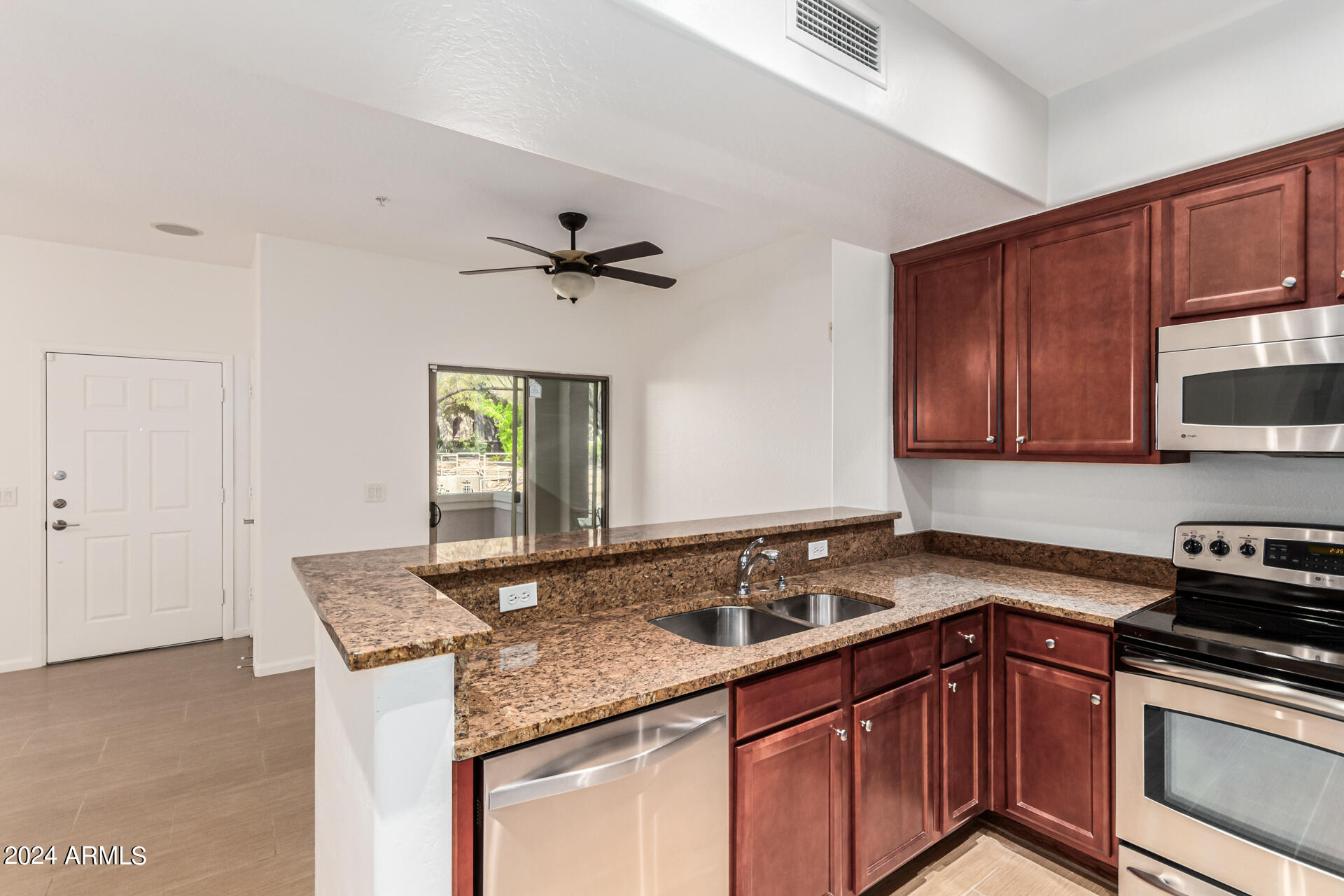 3935 East Rough Rider Road, Unit 1160 Phoenix, AZ 85050 - Photo 17 of 39 0017-17 - Rough Rider