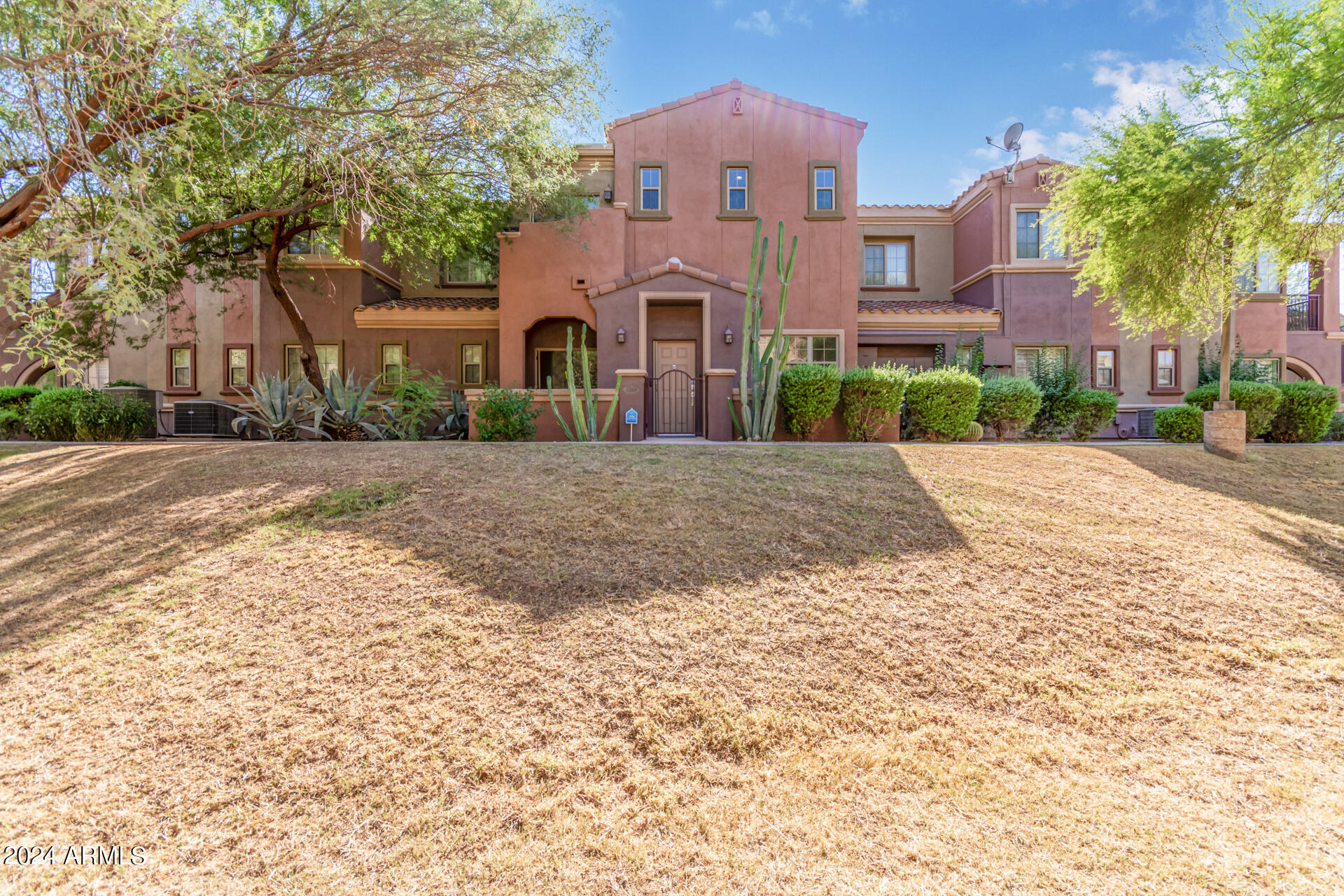 3935 East Rough Rider Road, Unit 1160 Phoenix, AZ 85050 - Photo 2 of 39 0001-01 - Rough Rider