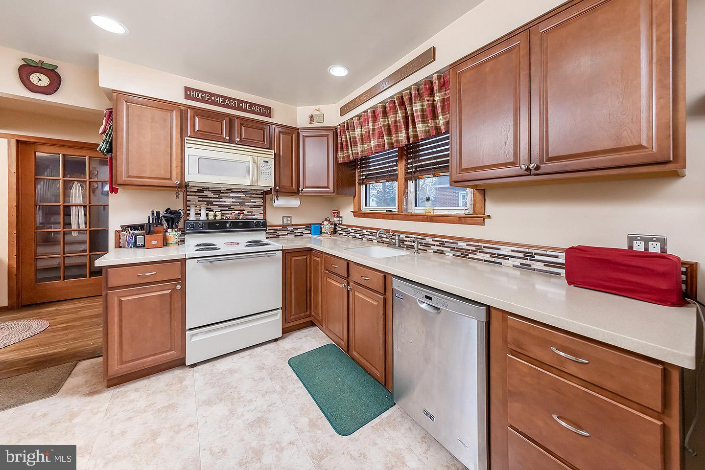 101 Swedesboro Road Gibbstown, NJ 08027 - Photo 2 of 11 Gallery Image 2