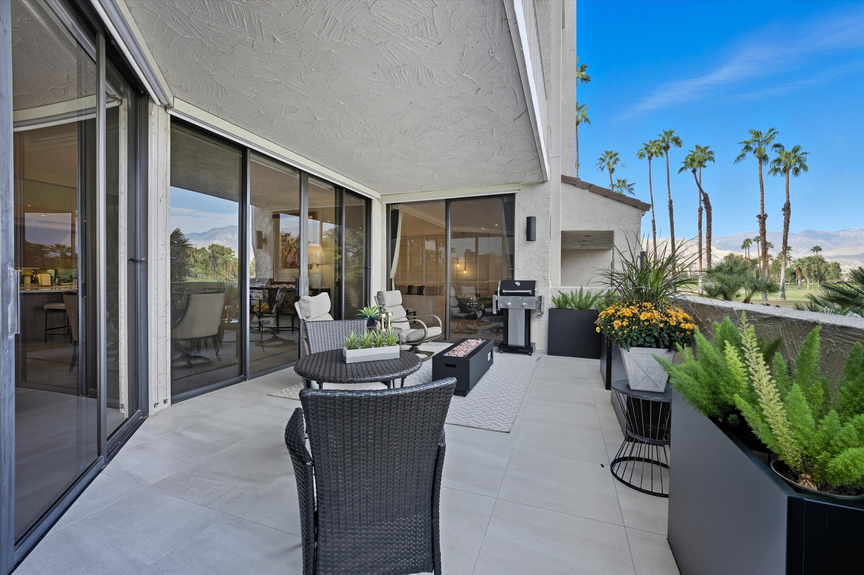 910 Island Drive, Unit 110 Rancho Mirage, CA 92270 - Photo 5 of 30 05-103903865