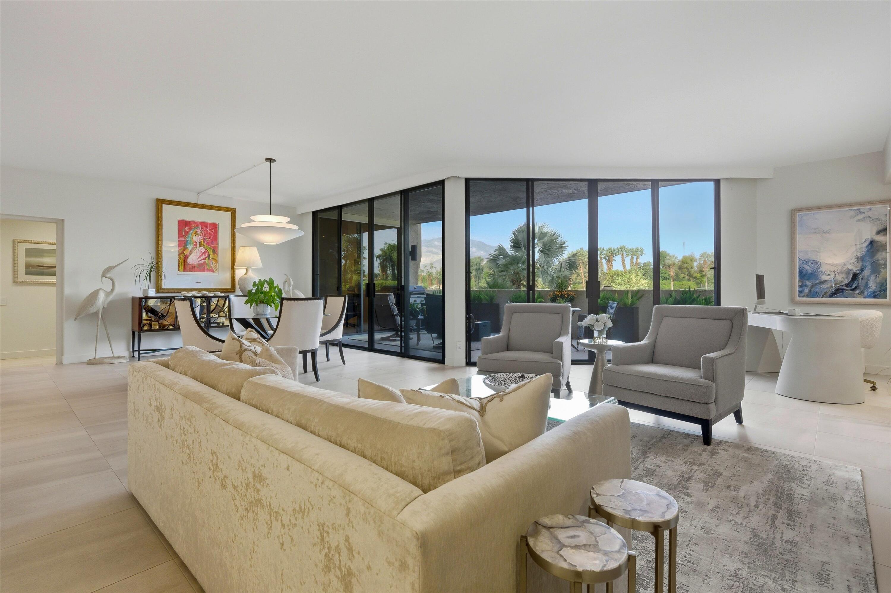 910 Island Drive, Unit 110 Rancho Mirage, CA 92270 - Photo 8 of 30 11-103903830