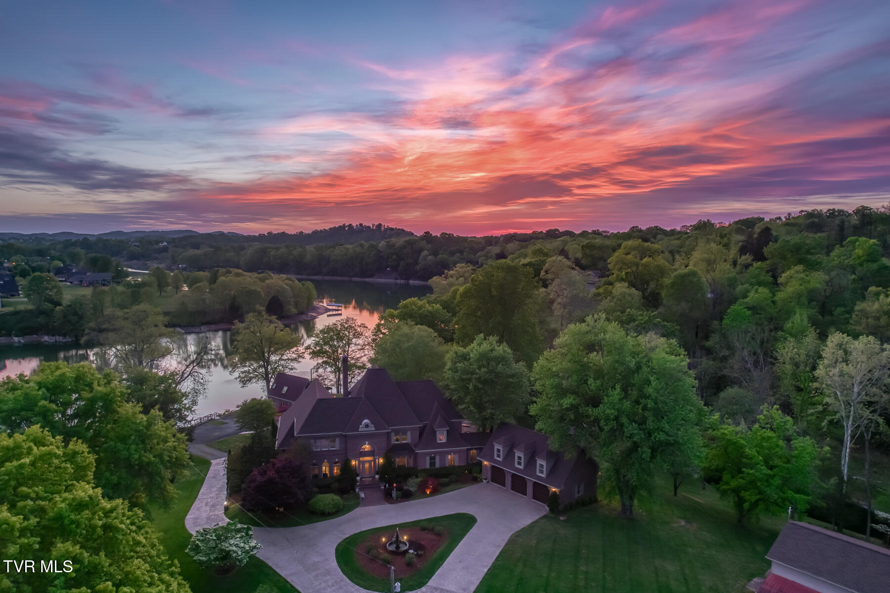 255 Willmary Road Piney Flats, TN 37686 - Photo 5 of 161 255 Willmary Rd-6 - Copy