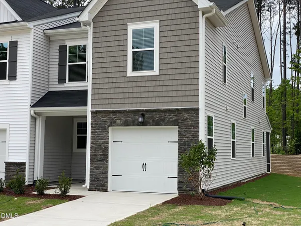 $1,950 | 437 Hazy Hills Lane, Garner, NC 27529