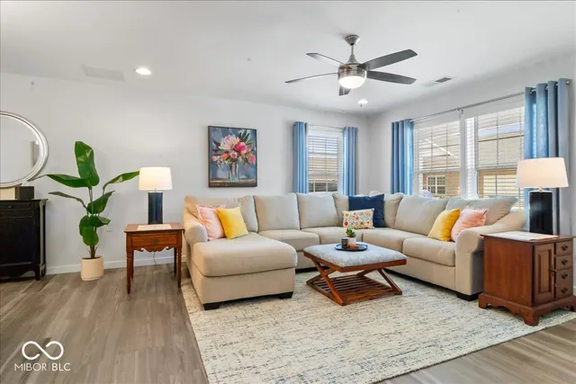 $240,000 | 2620 Pecan Trace, Evansville, IN 47715