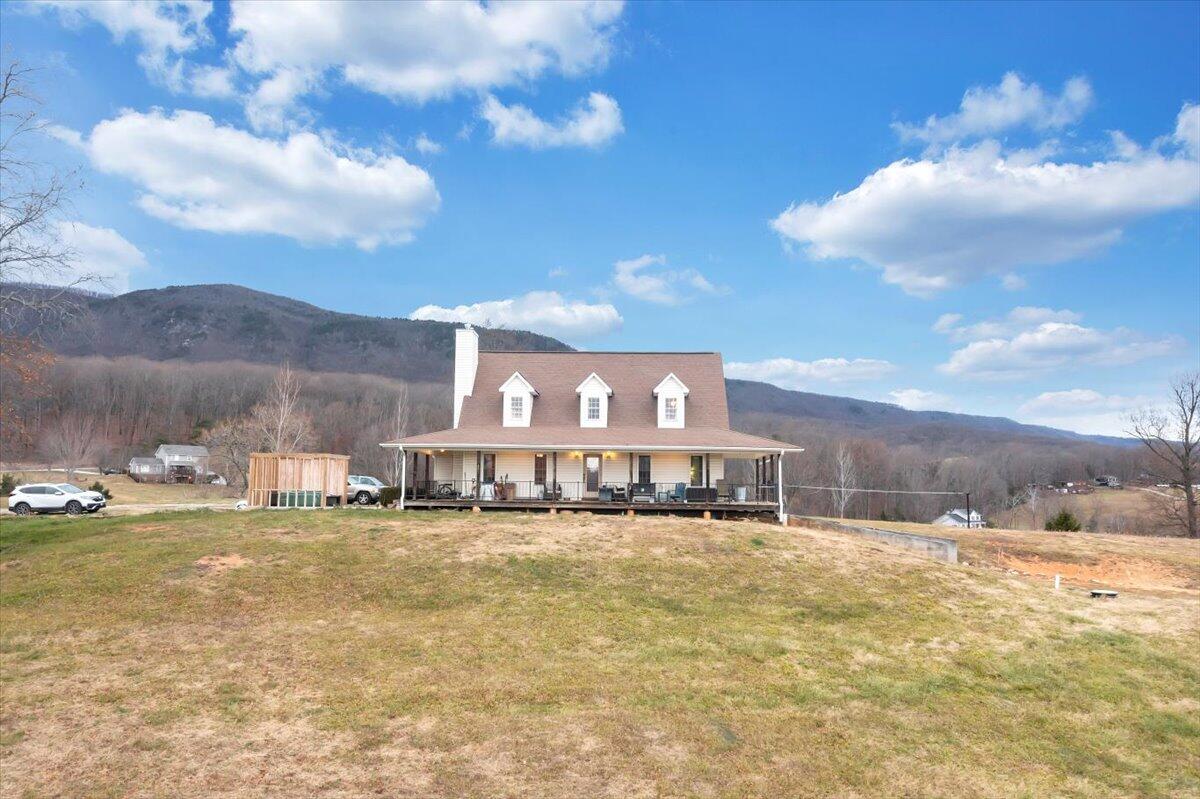 4809 Frontage Road Buchanan, VA 24066 - Photo 2 of 44 04-DJI_0992