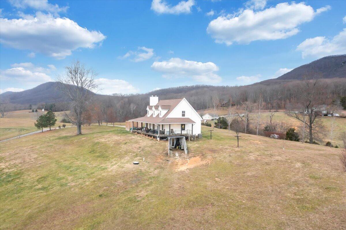 4809 Frontage Road Buchanan, VA 24066 - Photo 3 of 44 05-DJI_0993