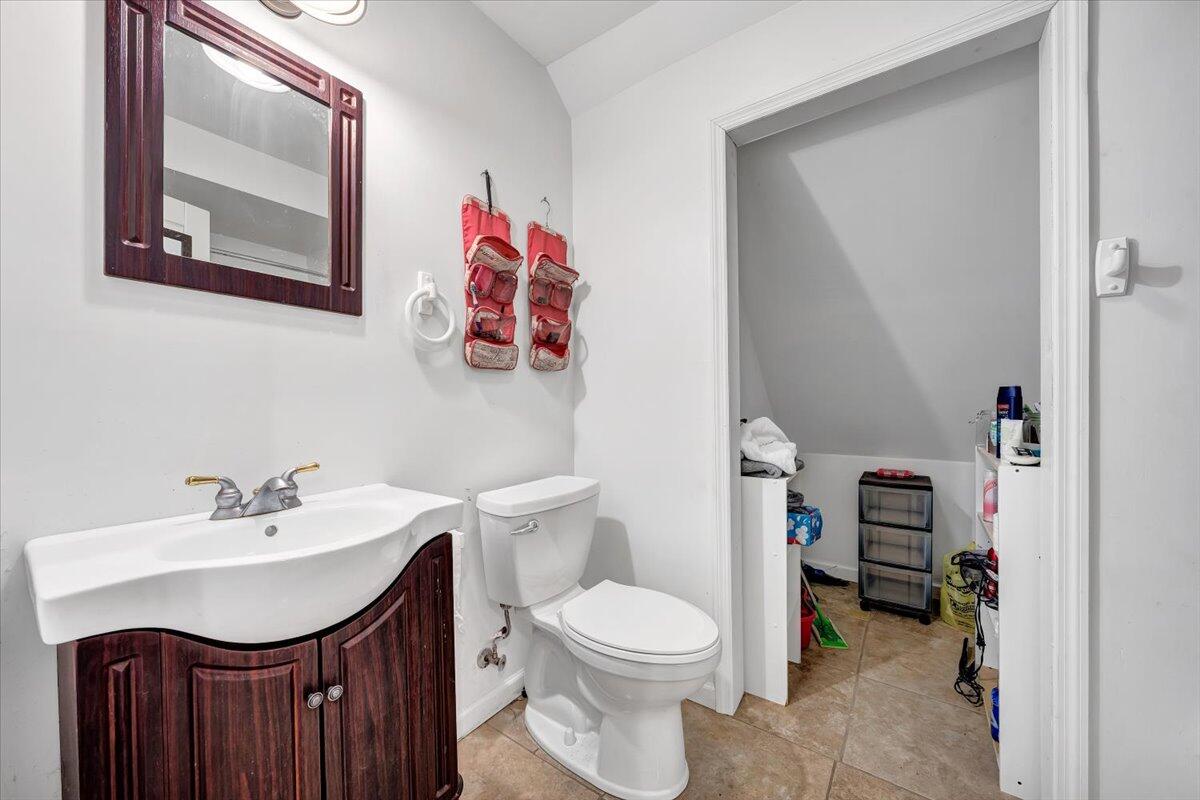 4809 Frontage Road Buchanan, VA 24066 - Photo 22 of 44 28-MIB09636