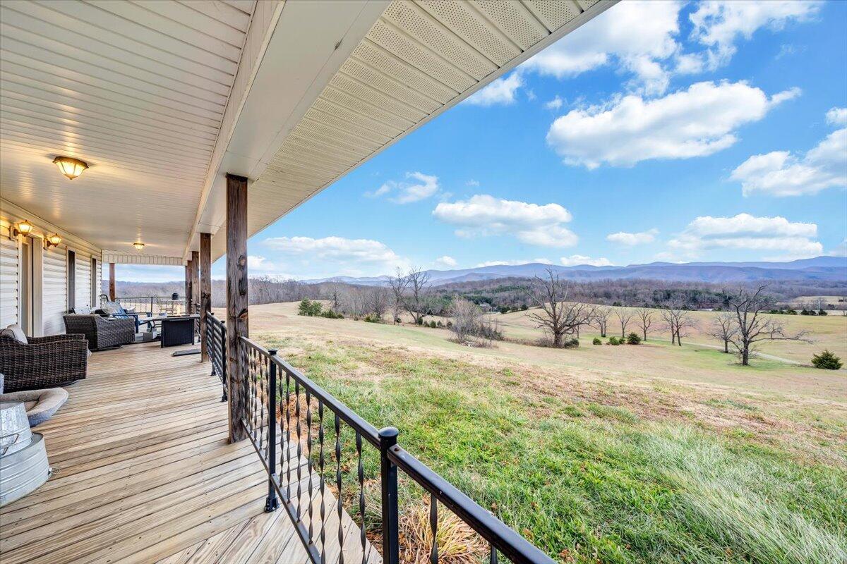 4809 Frontage Road Buchanan, VA 24066 - Photo 35 of 44 41-MIB09678