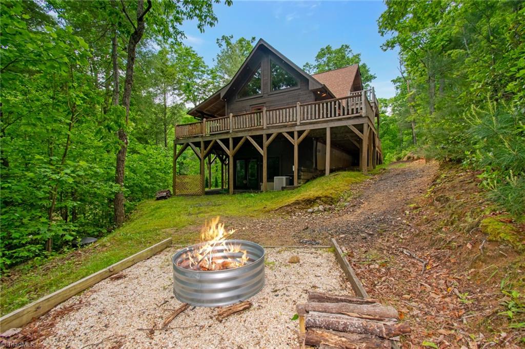 1625 Staghorn Road Purlear, NC 28665 - Photo 39 of 50